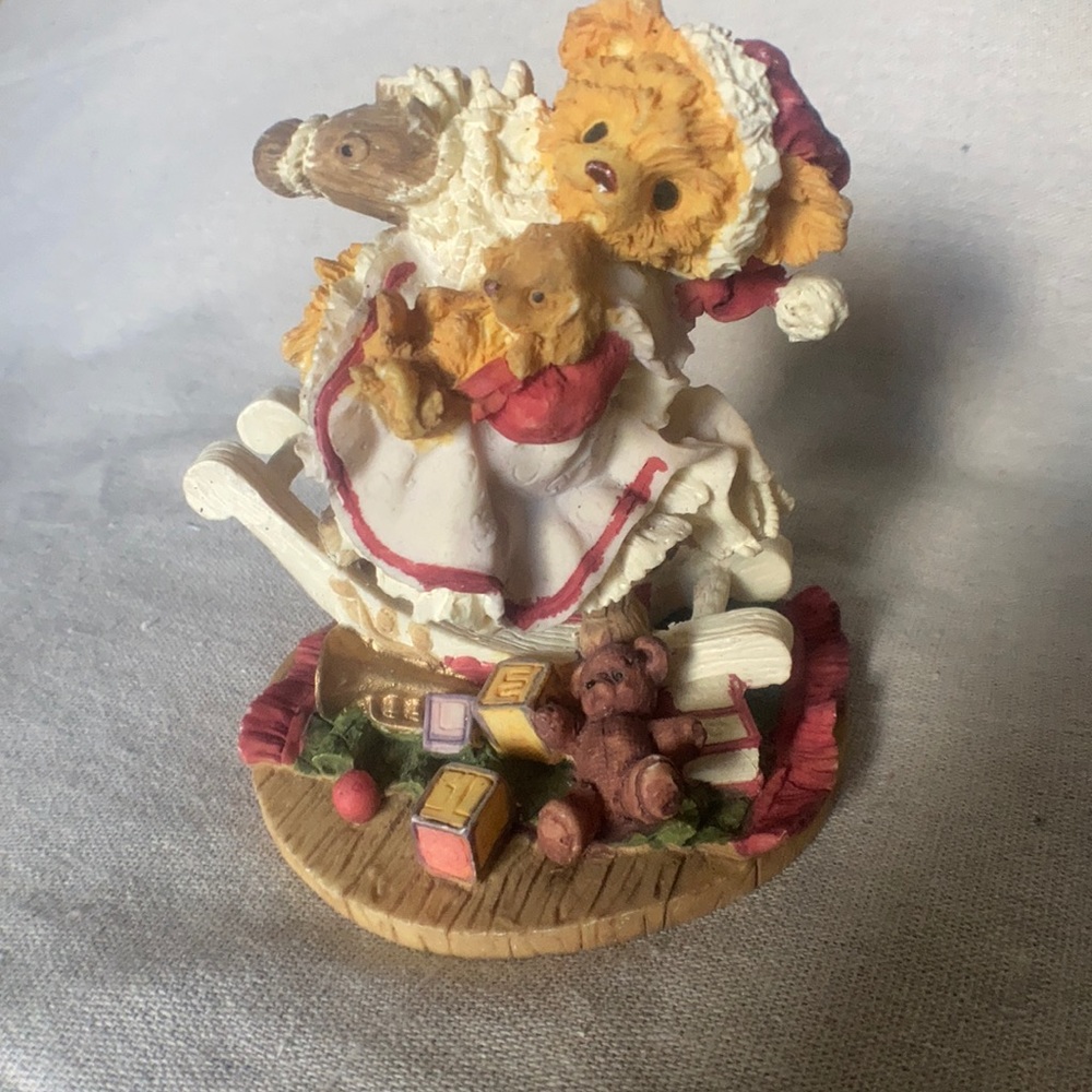 Vintage, 1994, and rare Wbi "Teddy and me" collection.